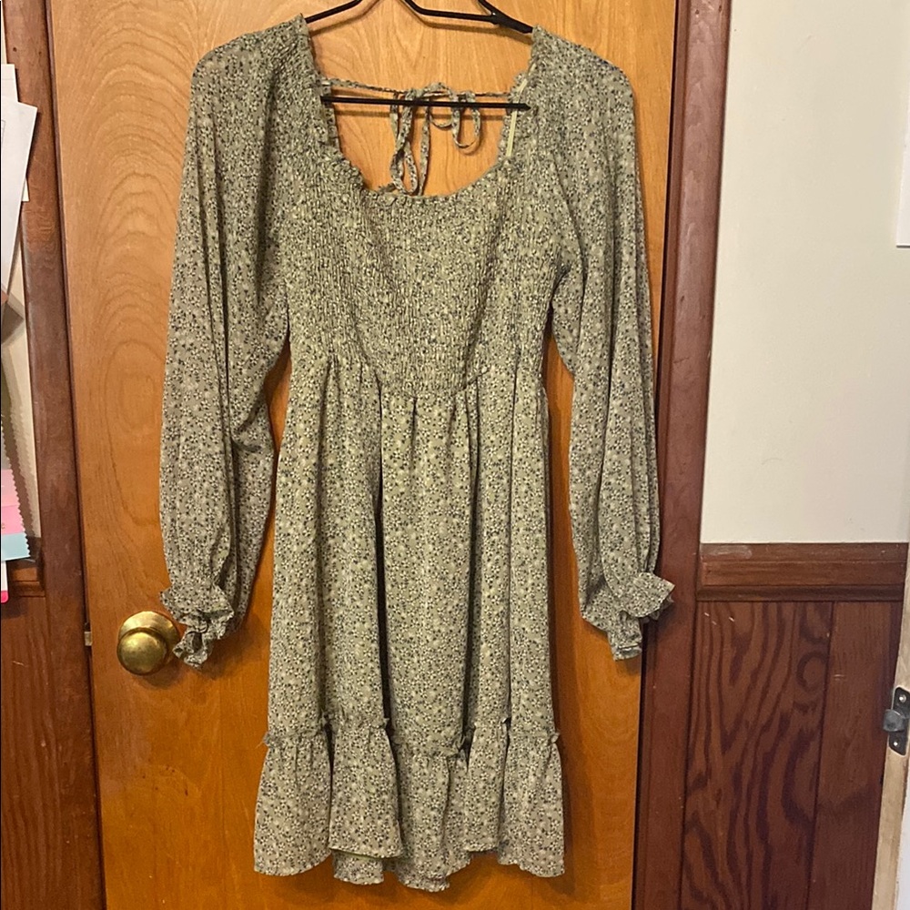 Chic Long Sleeve Floral Dress